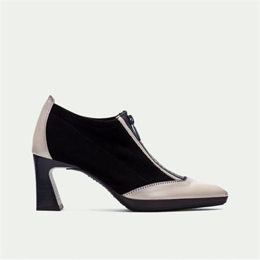 Hispanitas Atlanta Front Zip Heel Bootie - Cream Black